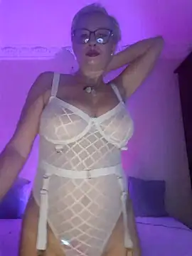 Chatroom XXX en direct de LunaBlaise