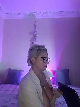 LunaBlaise live XXX chat