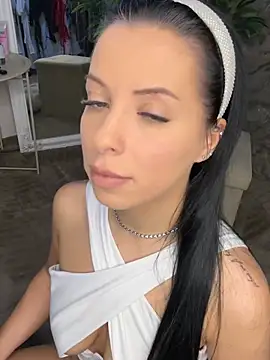 KrystalJade Live XXX-chat