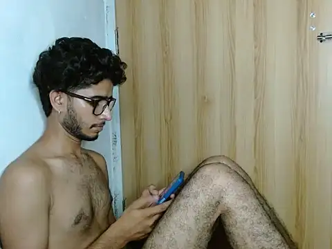Show modela CoralN na web-kameri