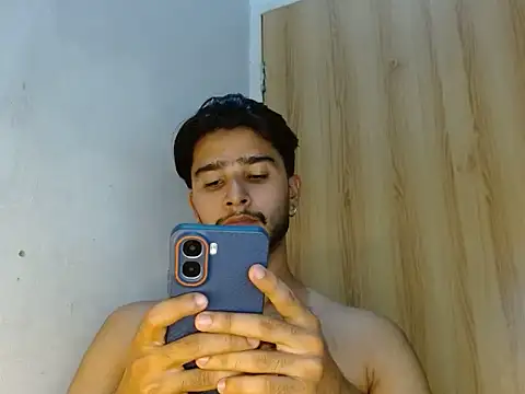 CoralN webcam show