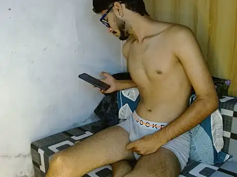 CoralN Pertunjukan Webcam