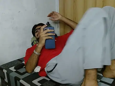 CoralN Pertunjukan Webcam