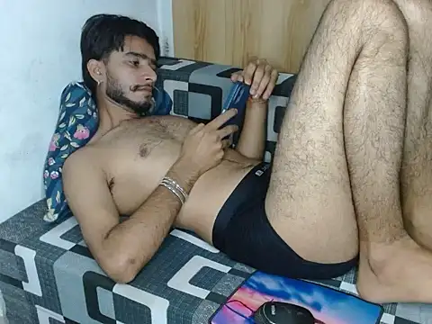 Show modela CoralN na web-kameri