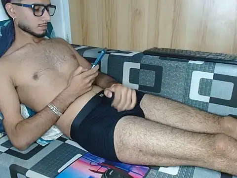 CoralN Webcam show