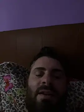 RaduuuxXx Adlı Modelin Canlı XXX Sohbeti