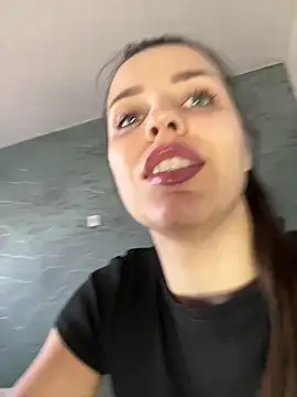 Hottest_Mia – webcam-show
