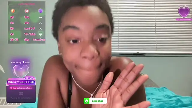 PetiteWet webcam show