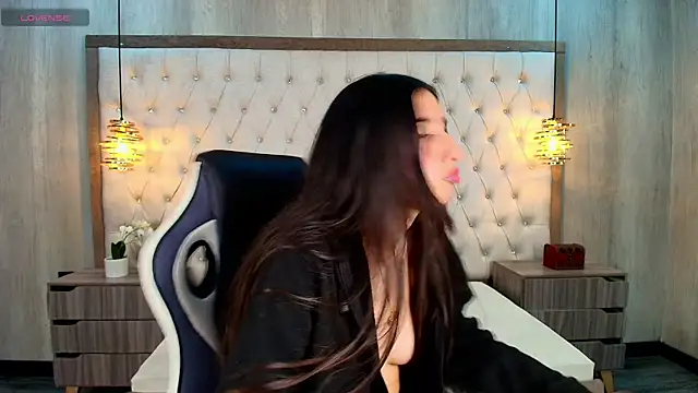 LilyRossi_'s Live XXX Chat
