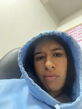 LilyRossi_'s Live XXX Chat