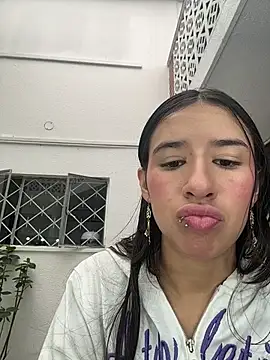 Chat XXX en directo de LilyRossi_