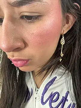 LilyRossi_'s Live XXX Chat