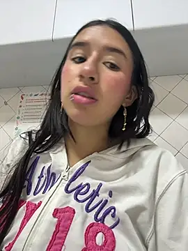 LilyRossi_ 라이브 XXX 채팅