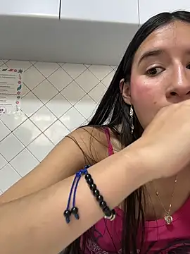 LilyRossi_ Chat XXX live