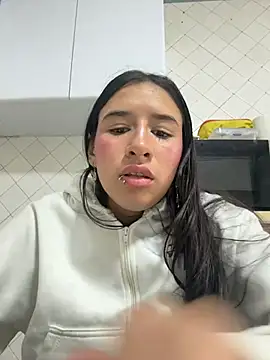 LilyRossi_'s Live XXX Chat