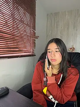 LilyRossi_ 现场XXX聊天