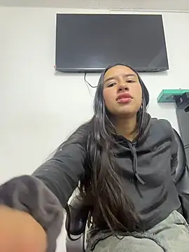 Chat XXX ao vivo de LilyRossi_