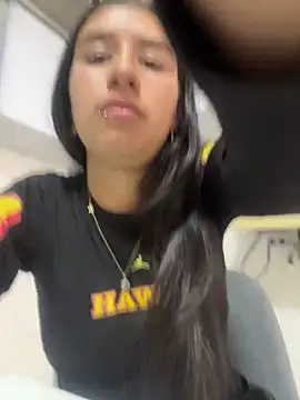 LilyRossi_ 라이브 XXX 채팅