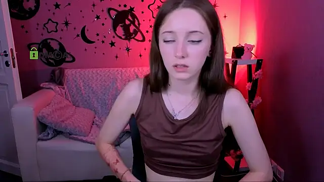 Вебкам-шоу chloe_ley