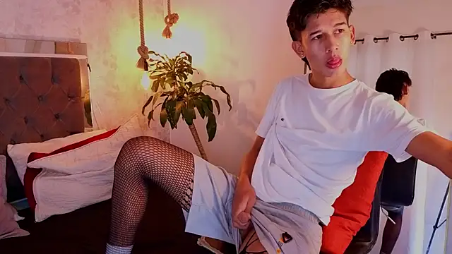 dave_eliot Adlı Modelin Canlı XXX Sohbeti