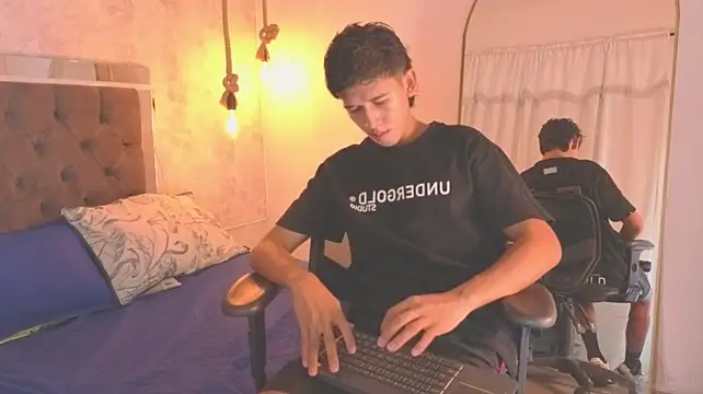 dave_eliot live XXX chat