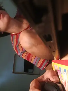 Chat +18 de Belle-ee ao vivo