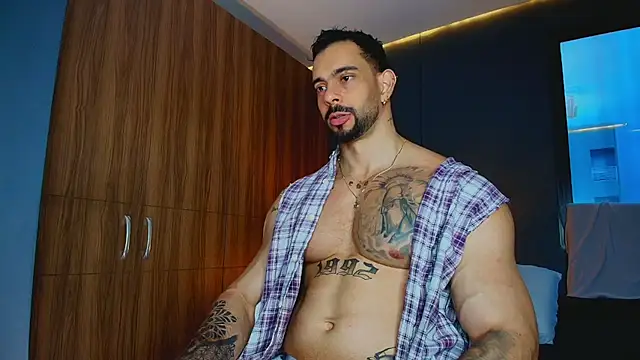 Show modela massimo_visconti na web-kameri