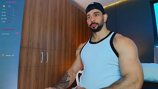 massimo_visconti Adlı Modelin Web Kamerası Şovu