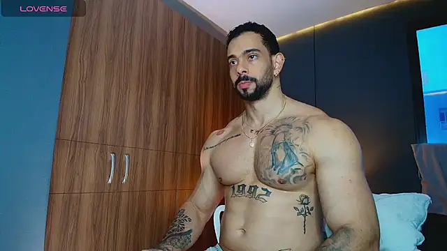 massimo_visconti Pertunjukan Webcam