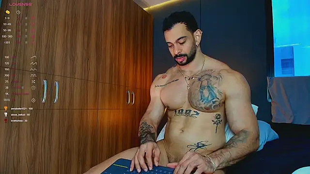 massimo_visconti Pertunjukan Webcam