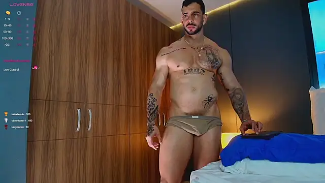 massimo_visconti Adlı Modelin Web Kamerası Şovu