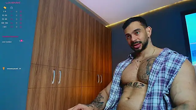 massimo_visconti Webcam Show