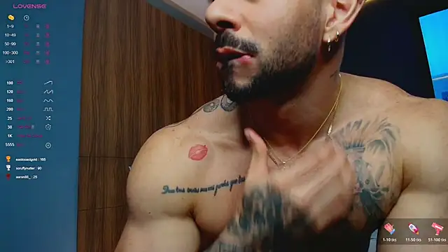 massimo_visconti Show in webcam