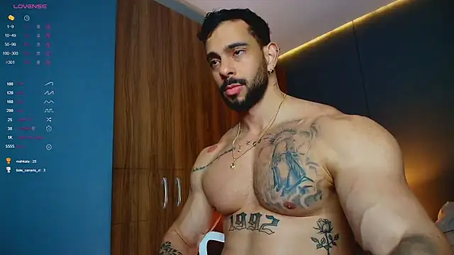 massimo_visconti Adlı Modelin Web Kamerası Şovu