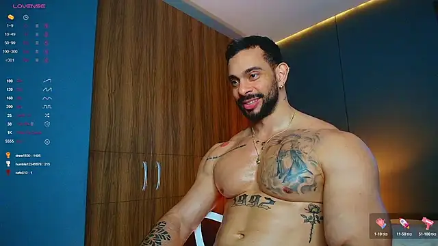 massimo_visconti's Webcam Show