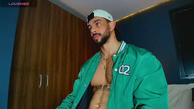 massimo_visconti webcam show