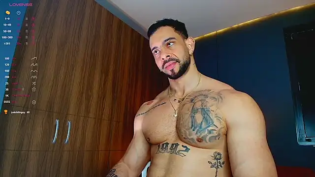 massimo_visconti Pertunjukan Webcam