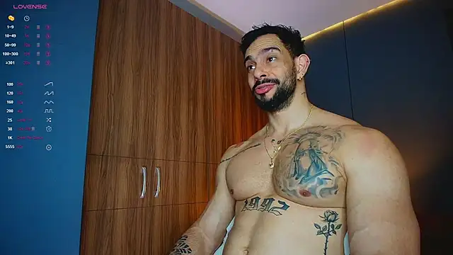 massimo_visconti Show in webcam