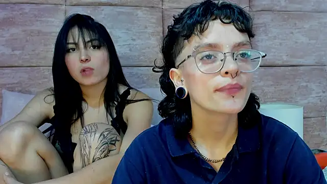 CaliferAndAurora Show Webcam