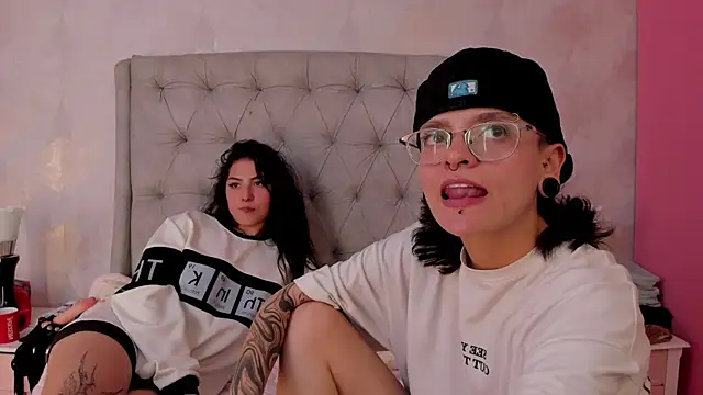 CaliferAndAurora Webcam Show