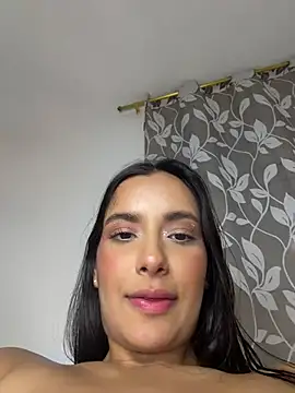EmilySearss 现场聊天室
