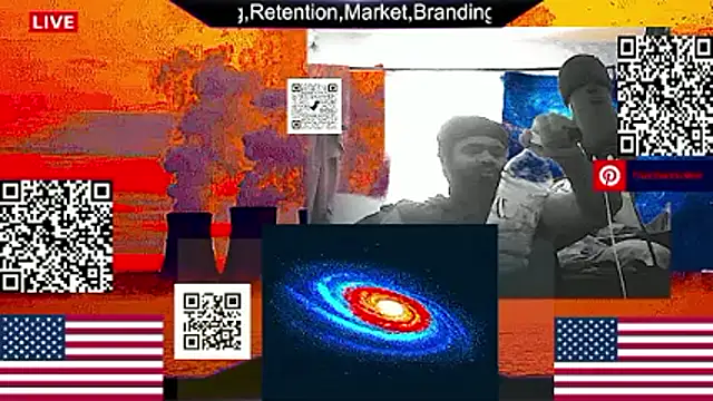 RussellTaylorLacyn Webbikameraesitys