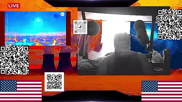 RussellTaylorLacyn Webbikameraesitys