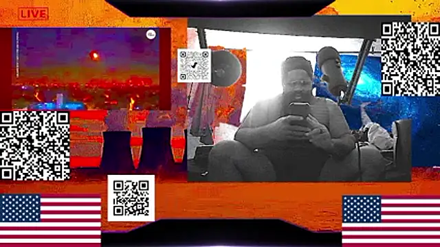 RussellTaylorLacyn Webbikameraesitys