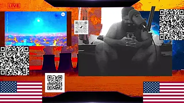 RussellTaylorLacy Show in webcam