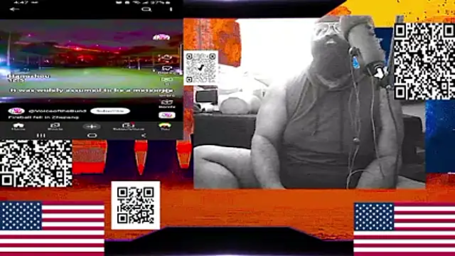 RussellTaylorLacy Show in webcam