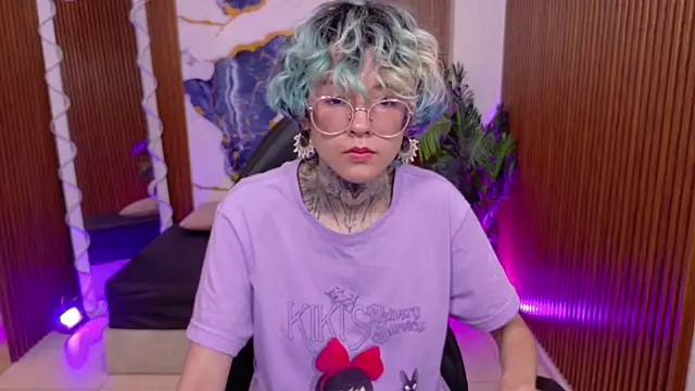 Chat XXX en directo de Lyra_tay