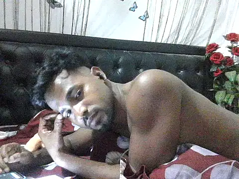 Hunkytop Show in webcam