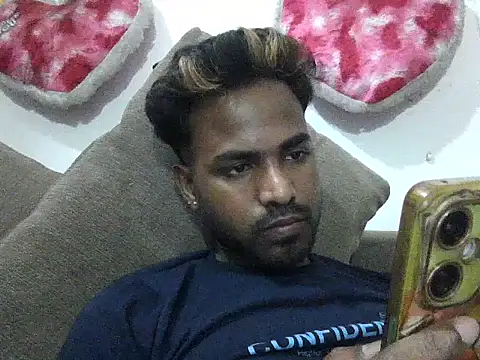 Hunkytop ওয়েবক্যাম শো