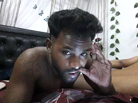 Hunkytop Show in webcam